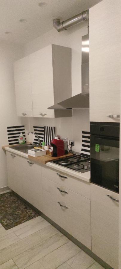 Guest House Via Milano 卡坦扎罗 外观 照片